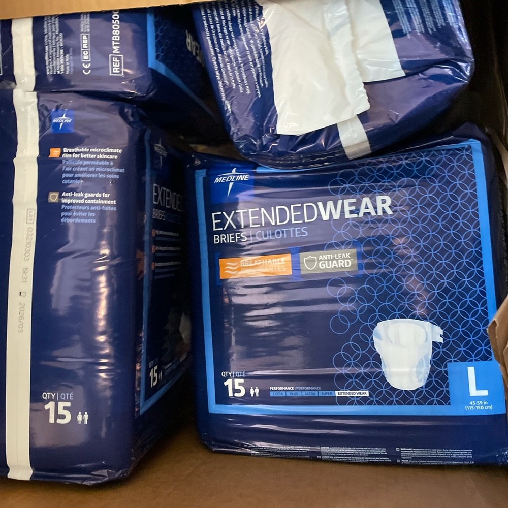 Extended wear briefs